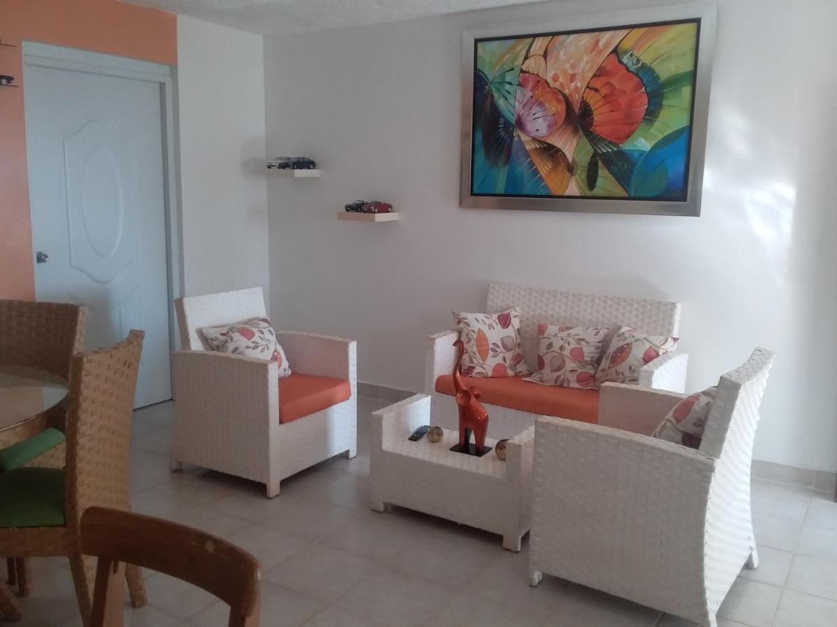 Room In Guest Room - Best Bed And Breakfast In Samana Breakfast Included Buitenkant foto